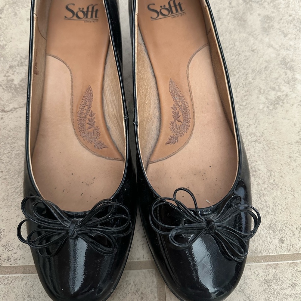 Black patent leather heels